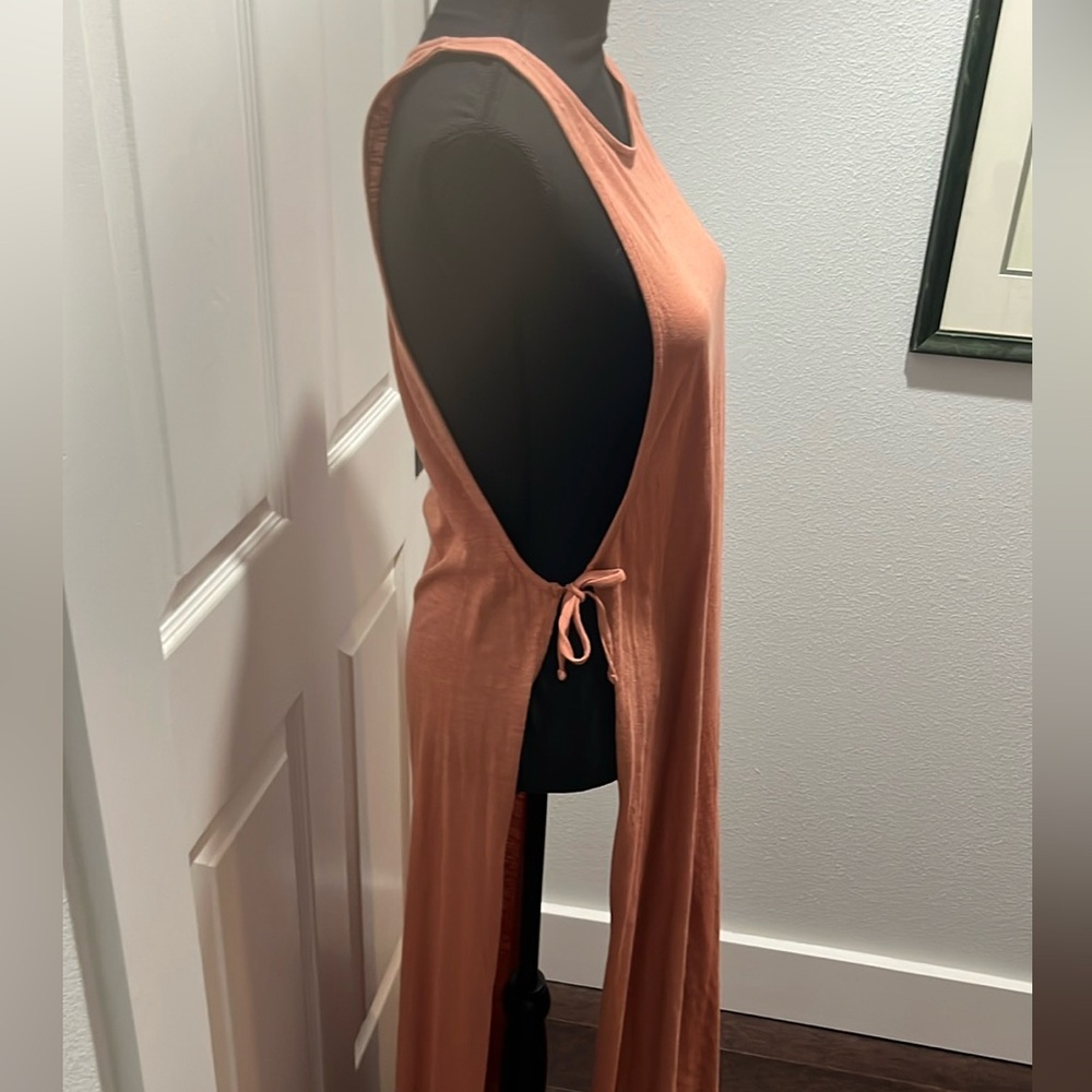 Elegant Sleeveless Rust Maxi Dress ROXY with tie closure on both sides. Rust L